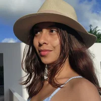 Vannessa_Torres Φωτ, Προφίλ