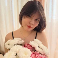 TheaBooton's Profile Pic