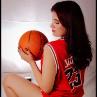 BrunnetAri_のアバター写真