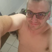 lcelong's Avatar Pic