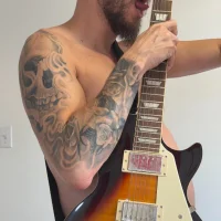 ttboy2000 的個人資料圖片