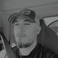 FranZZio Φωτ, Προφίλ