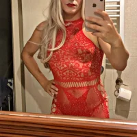 lenaeva's Profile Pic