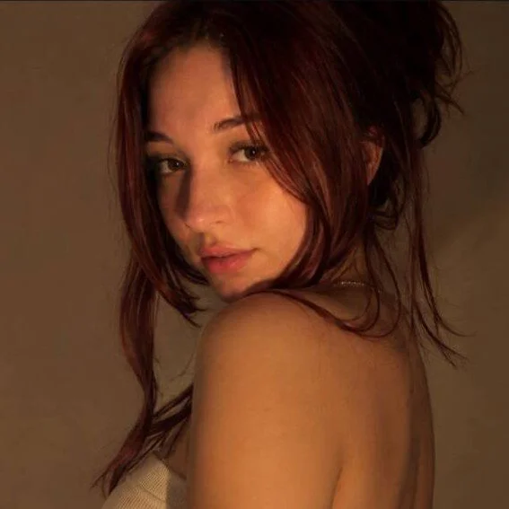 Anna_Vey profile photo
