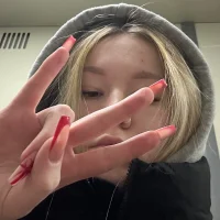 NensyOxunel Adlı Modelin Avatarı