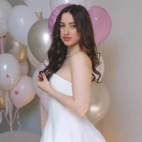 Christina_Enigma Adlı Modelin Avatarı