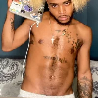 louHim's Profile Pic