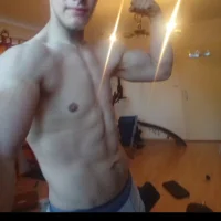 Eroccore96@xh's Profile Pic