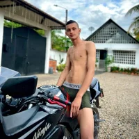 damian_446 Φωτ, Προφίλ