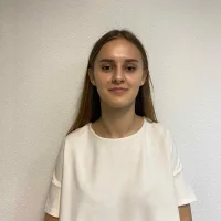 HolIyWelIs's Profile Pic
