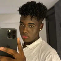noah_ly-s profilbillede