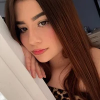 Lily_Valencia's Avatar Pic