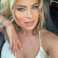 MariaMilan's Avatar Pic