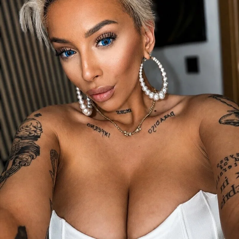 spicyxmilf