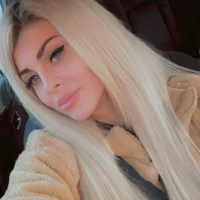 mia_goddards profilbillede