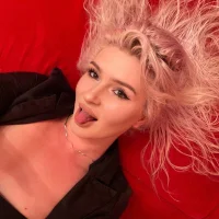 MissAmelyy's Profile Pic