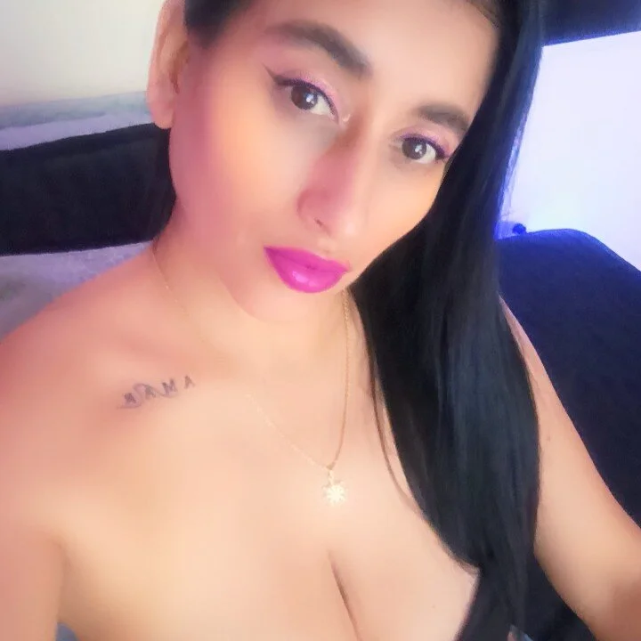 vaiolet_triana live cam profile