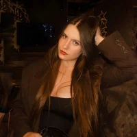 AlishaBennett 头像图片