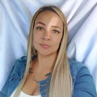 Anniie_evans's Profile Pic