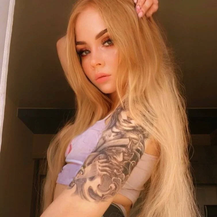 Amely_18 Stripchat profile image