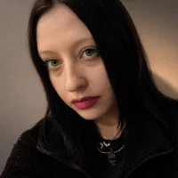 RuthHalll webcam