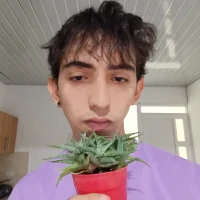 azazel18_'s Profile Pic