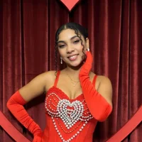 SamanthaGrace1 Adlı Modelin Avatarı