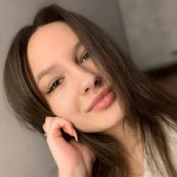 Gambar Profil HildaEarney