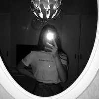 Foto do perfil de Lia_lexis