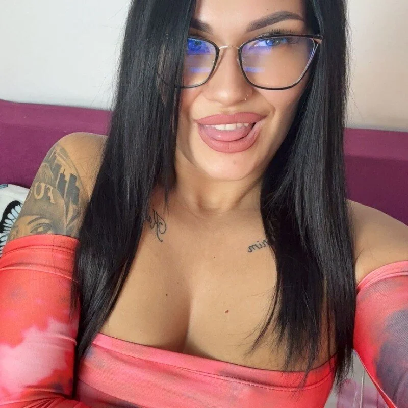 MiaKiittyy Stripchat profile image