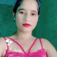 Hotdivsyaji, Stripchat webcam model