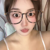 Molly-1997 এর প্রোফাইল ছবি