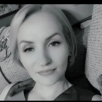 YourJulia - Profil Fotoğrafı