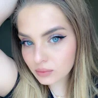 Alecsandrax1's Profile Pic