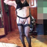 xJuliatransx's Avatar Photo