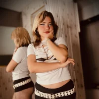 Britney_Clark's Avatar Pic