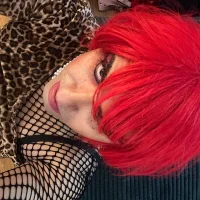 Miss_moniq's Avatar Photo