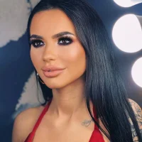 NattyJo's Profile Pic