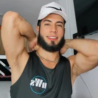 ZyanMorphy Adlı Modelin Avatarı