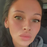 LovedLot77's Avatar Pic