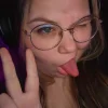 whorecorpz's Offline Chat Room