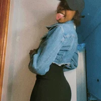 sexxyykittyy Adlı Modelin Avatarı