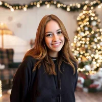 Профилна снимка на LeilaHeston