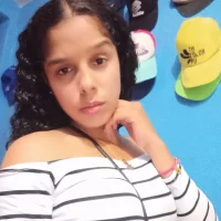 صورة الملف الشخصي لـ Bernadettee_211