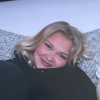 UngSally's Profile Pic