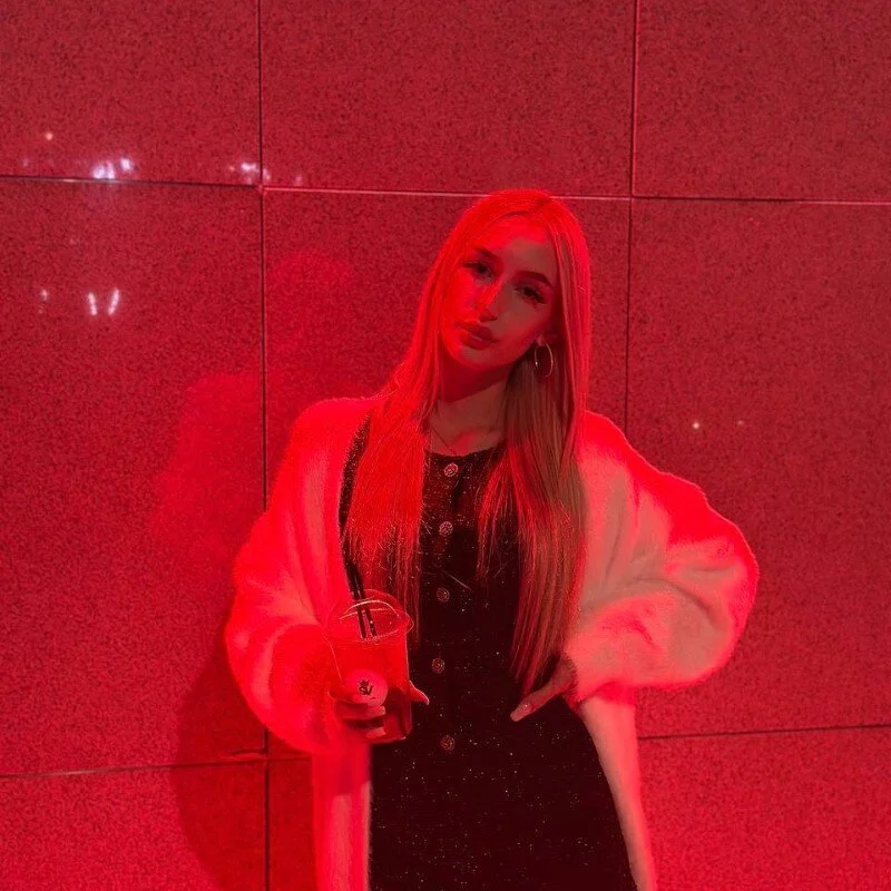 NedaRhinehardt profile photo