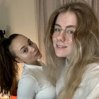 LilianBlowe's Avatar Pic