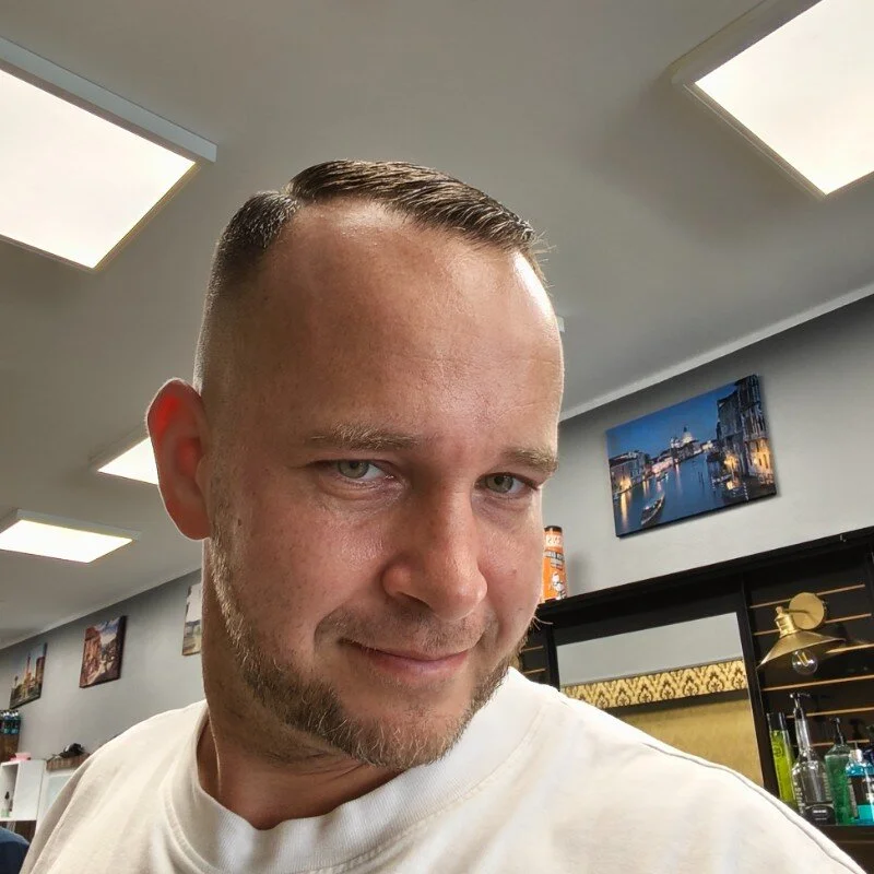 ickebins1986 profile photo