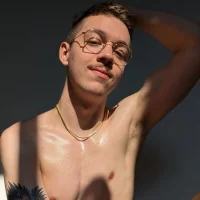 sunlessboy's Profile Pic