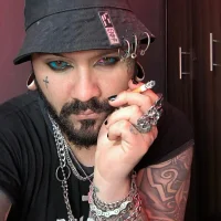 darkclothes 頭像圖片